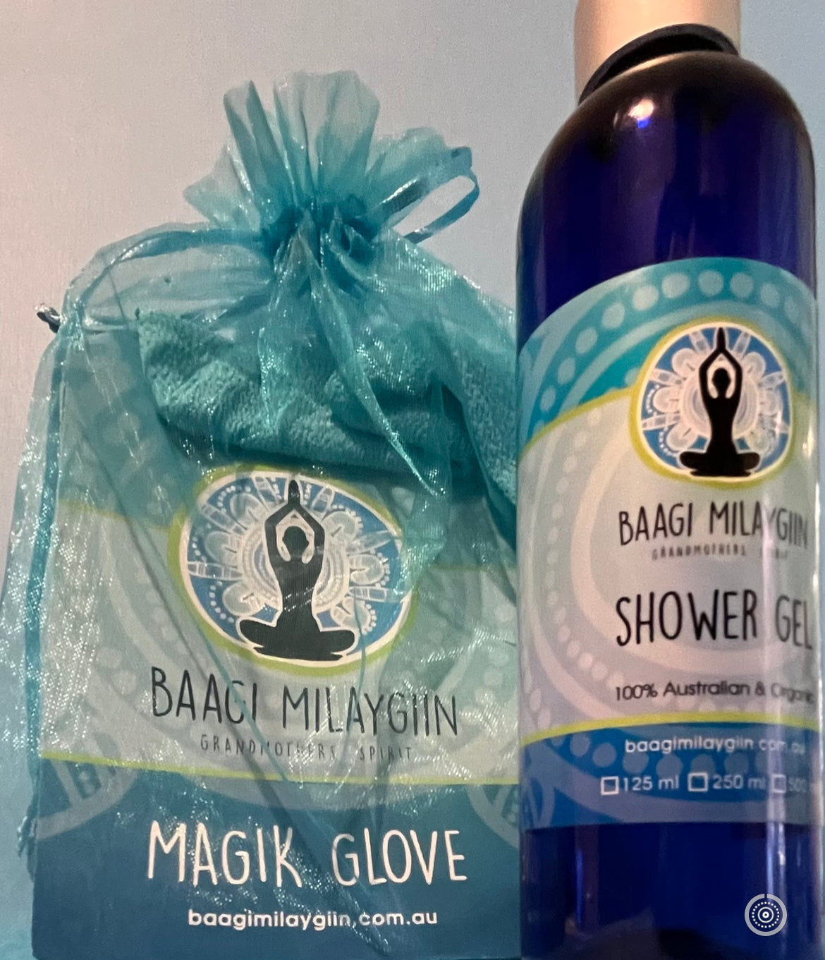 Shower Gel and Magik Glove